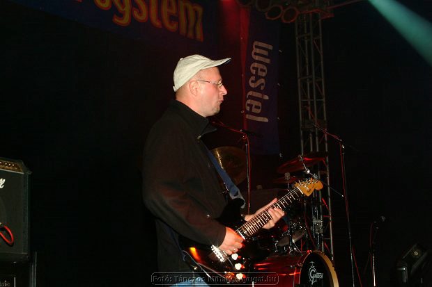 DSCF2402.jpg