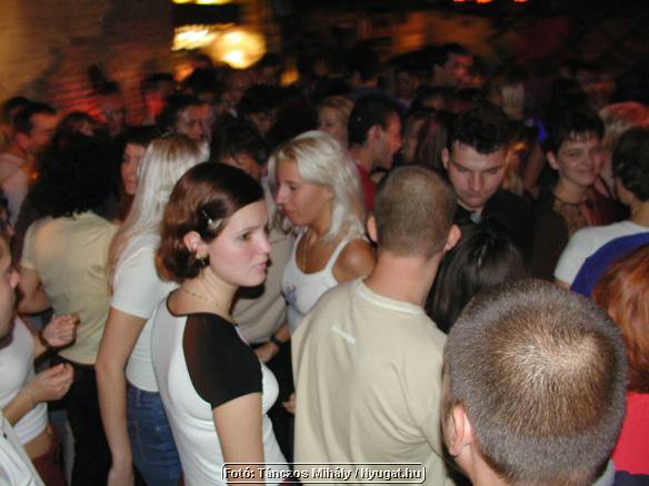 raPa219073_tm.jpg