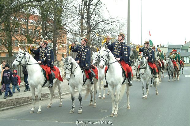 DSCF5096_huszar.jpg