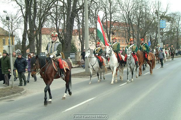 DSCF5102_huszar.jpg