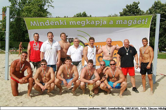 DSCF3796_rendorcsapat_j.jpg