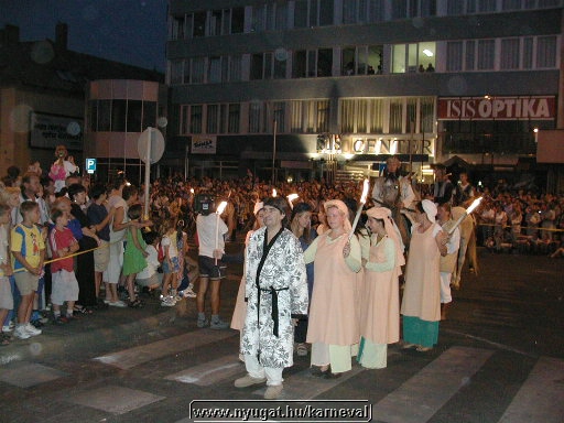 sk2001_tm_585.jpg