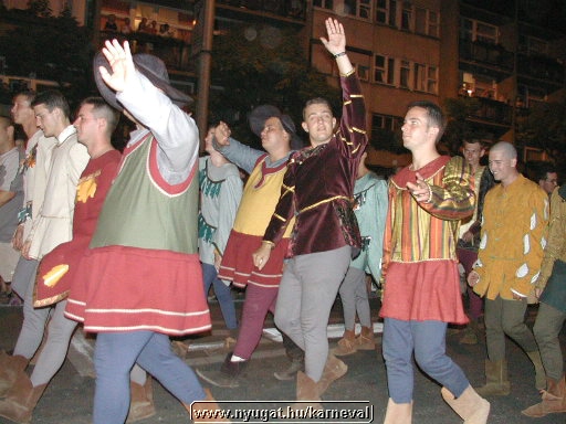 sk2001_tm_596.jpg