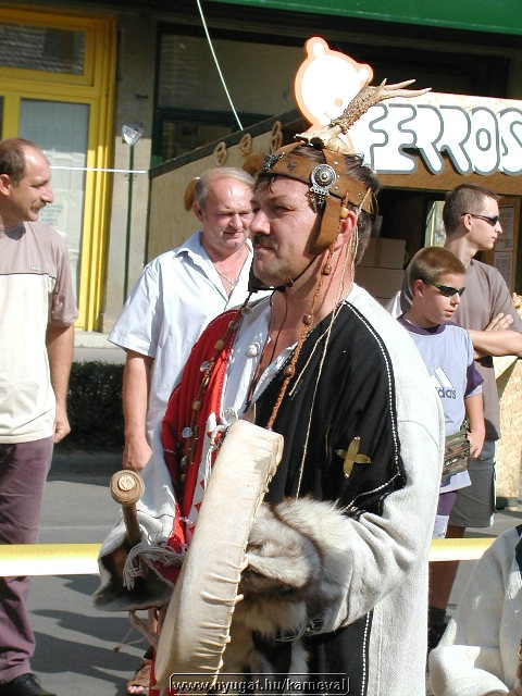 sk2001_tm_628.jpg