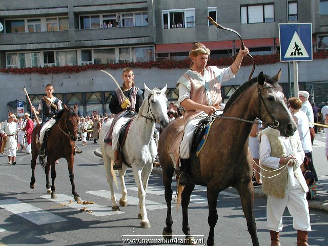 sk2001_tm_677.jpg