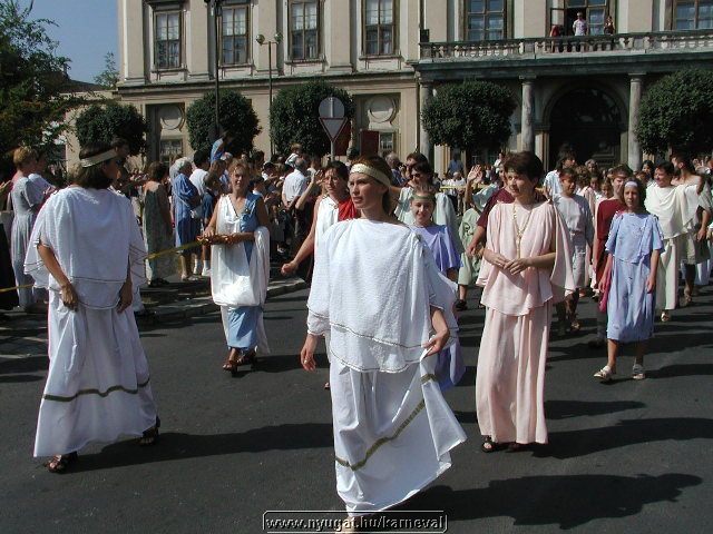 sk2001_tm_696.jpg