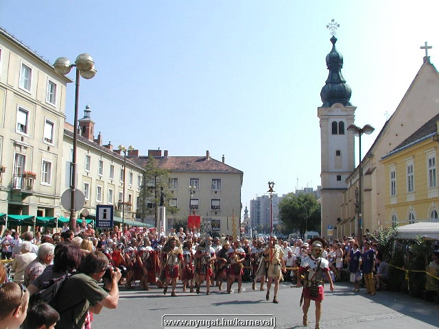 sk2001_tm_728.jpg