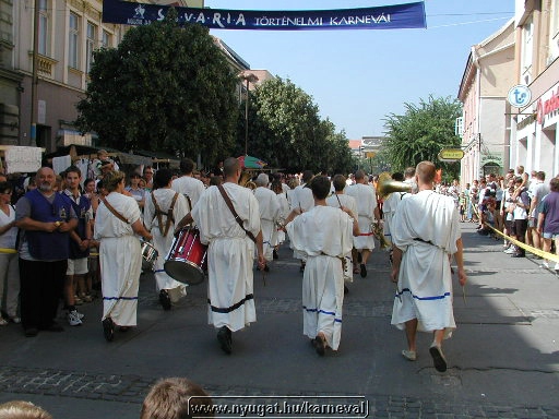 sk2001_tm_785.jpg