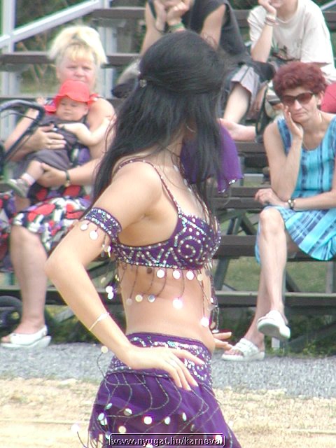 sk2001_tm_058.jpg