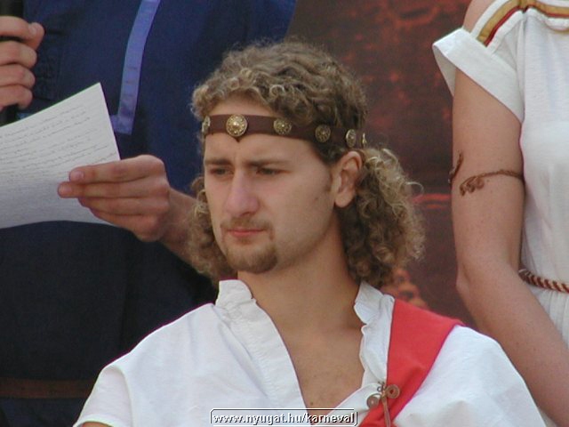 sk2001_tm_220.jpg