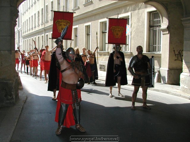 sk2001_tm_685.jpg