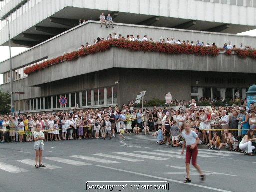 sk2001_tm_563.jpg