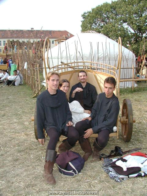 sk2001_tm_833.jpg