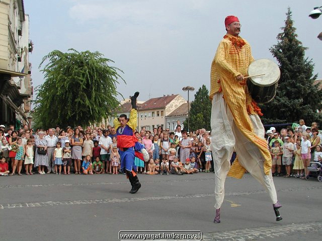 sk2001_tm_1167.jpg