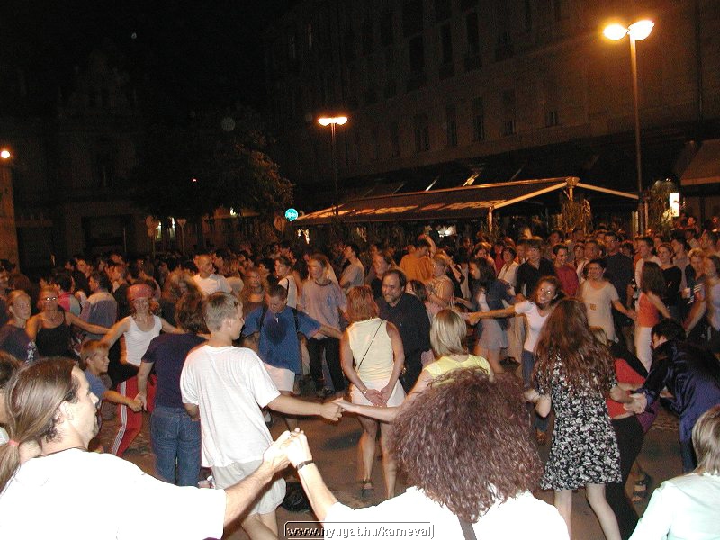 sk2001_tm_195.jpg