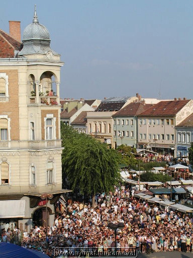 sk2001_tm_483.jpg