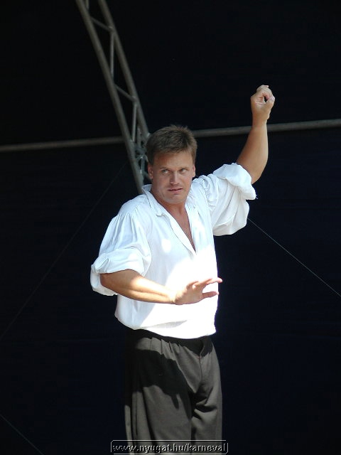 sk2001_tm_798.jpg