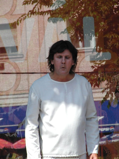 sk2001_tm_802.jpg