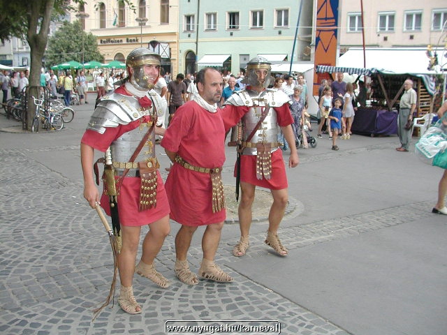 sk2001_tm_025.jpg