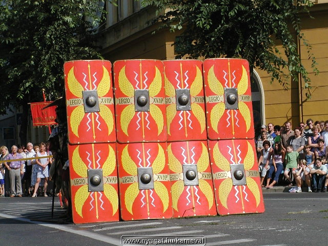 sk2001_tm_709.jpg