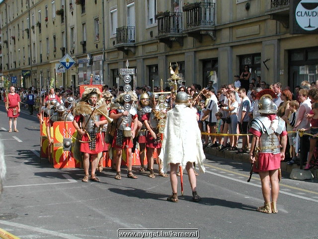sk2001_tm_727.jpg