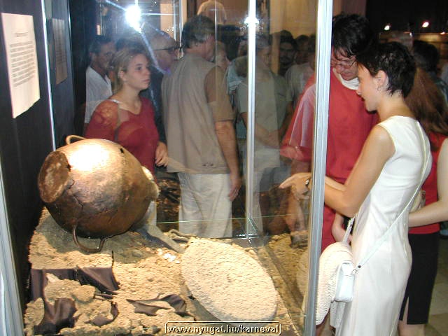 sk2001_tm_166.JPG