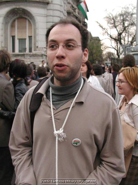 cp403001072_tm.jpg