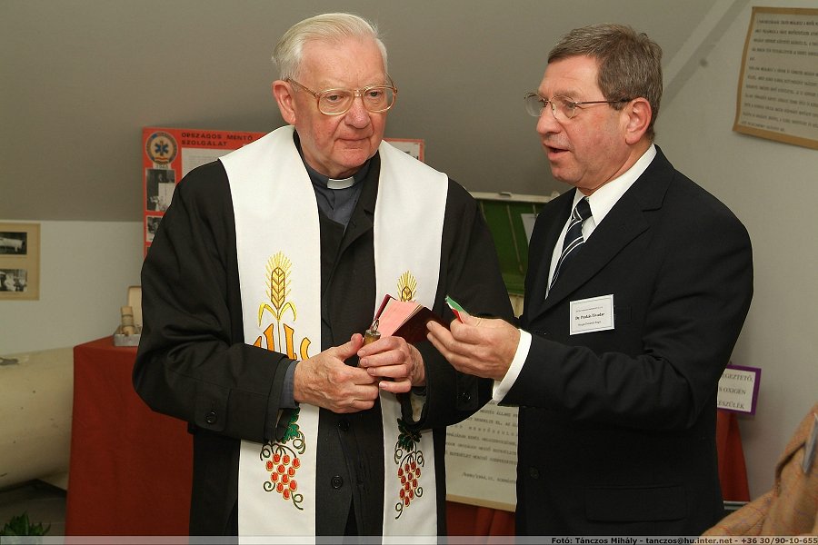DSCF2100.jpg