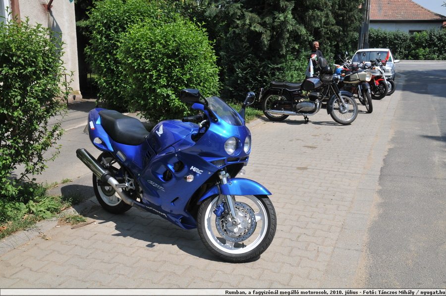 DSC_7773.JPG