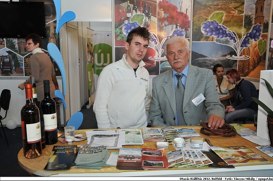 DSC_9438tm.JPG