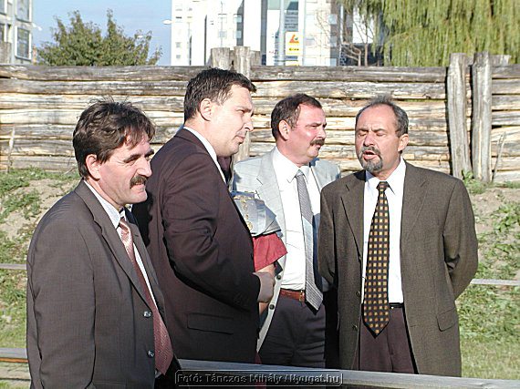 aPa085650.jpg