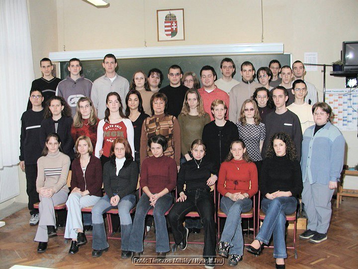 12a_2.jpg
