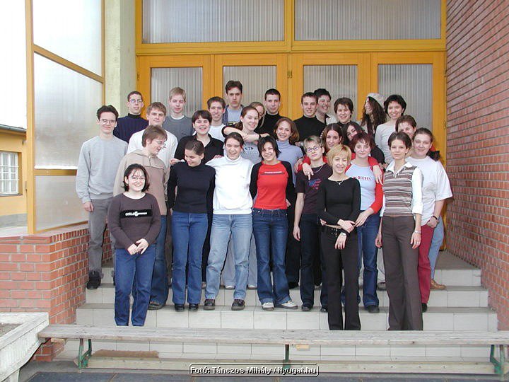 12a_3.jpg