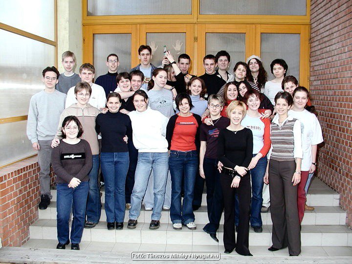 12a_4.jpg