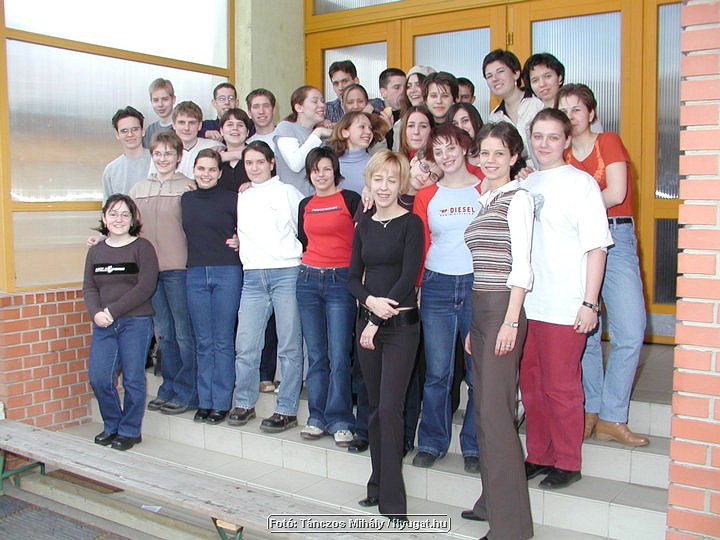 12a_6.jpg