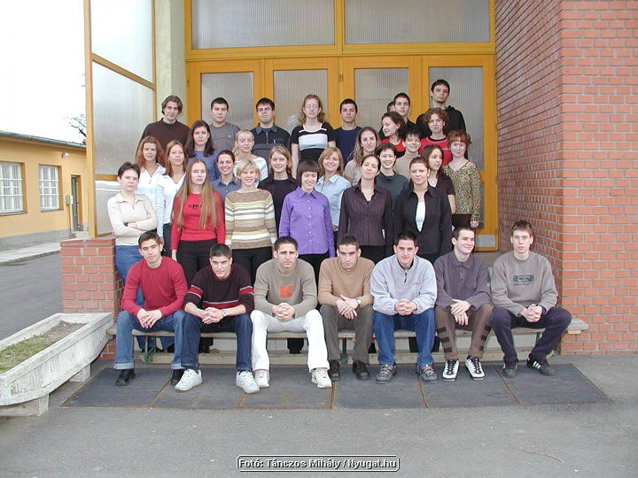 12b.jpg